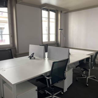 Bureau privé 32 m² 6 postes Location bureau Rue des Remparts d'Ainay Lyon 69002 - photo 5